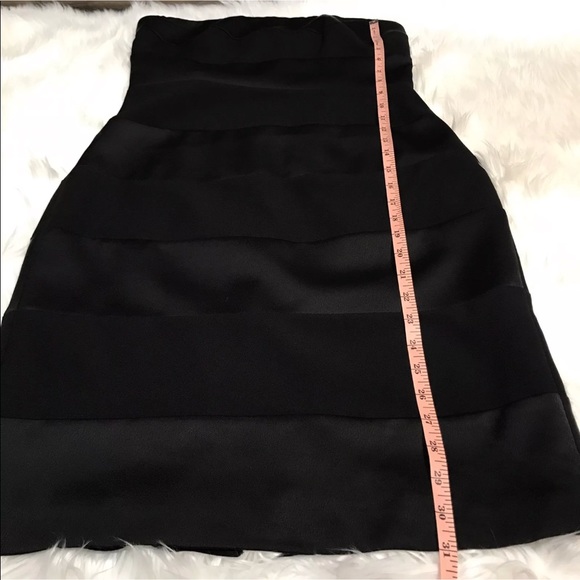 White House Black Market strapless sexy dress - Picture 4 of 8